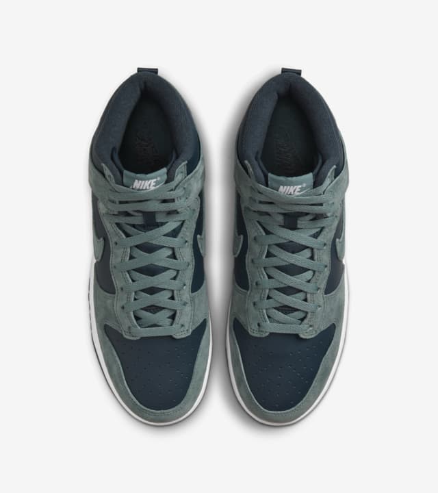 ë©í¬ íì´ 'Armory Navy and Mineral Slate'(DQ7679-400) ì¶ìì¼. ëì´í¤ SNKRS KR